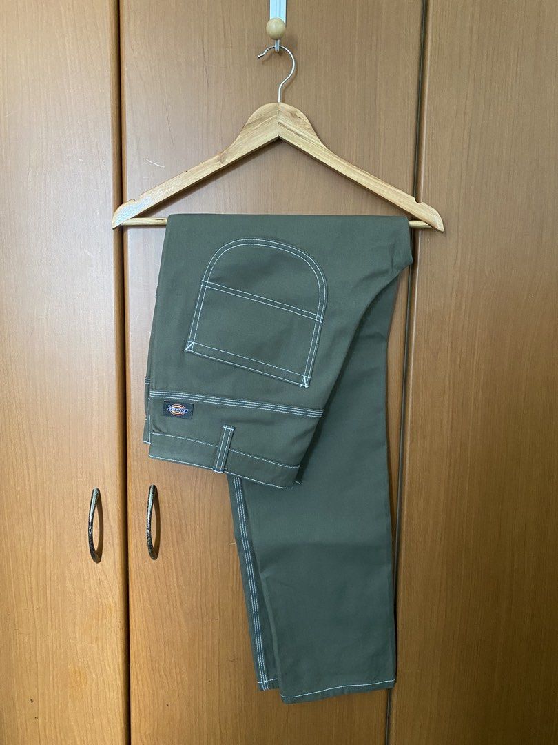 Dickies Rusty Painter Straight Pants (Category: Jeans) located in Muntinlupa City. Submitted by elizaldyyy (Listing ID 1451580044, Image 1). Description: 30 on tag Dimes: W 30 L 41 H 7 Can do meetup/shipping/lalamove 📍Makati.
