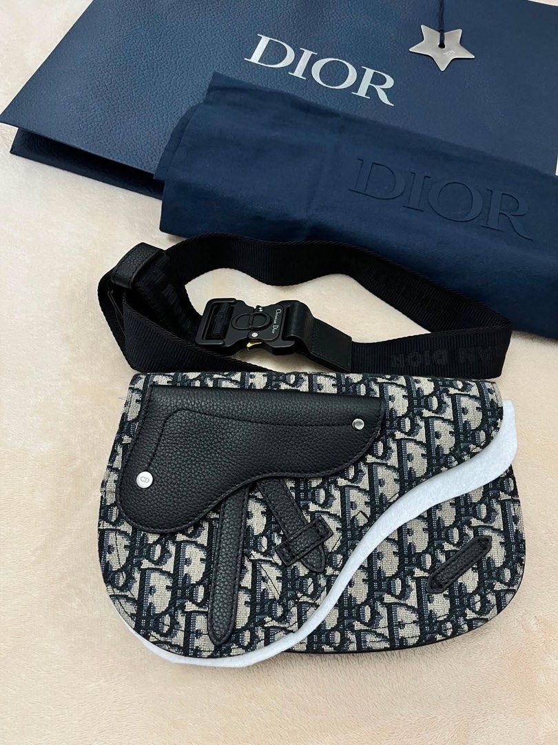 Dior Oblique Saddle Messenger Pouch Bag (Category: Luxury Bags & Wallets) located in Munoz. Submitted by dong4tti (Listing ID 1451555158, Image 2). Description: For sale Dior Oblique Saddle Messenger Pouch, crafted from beige and black jacquard canvas with grained calfskin leather detailing. Authentic Complete with COA Brandnew 95,000 php ETA 7-10days Dubai release DM ME FOR MORE INFO.