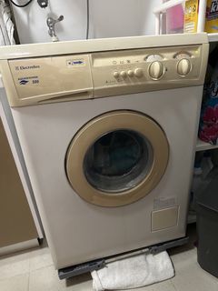 (Category: ) located in . Submitted by karenloh1979 (Listing ID 1451667525, Image 1). Description: .