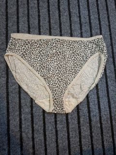(Category: ) located in . Submitted by dani27122023 (Listing ID 1451680195, Image 1). Description: .