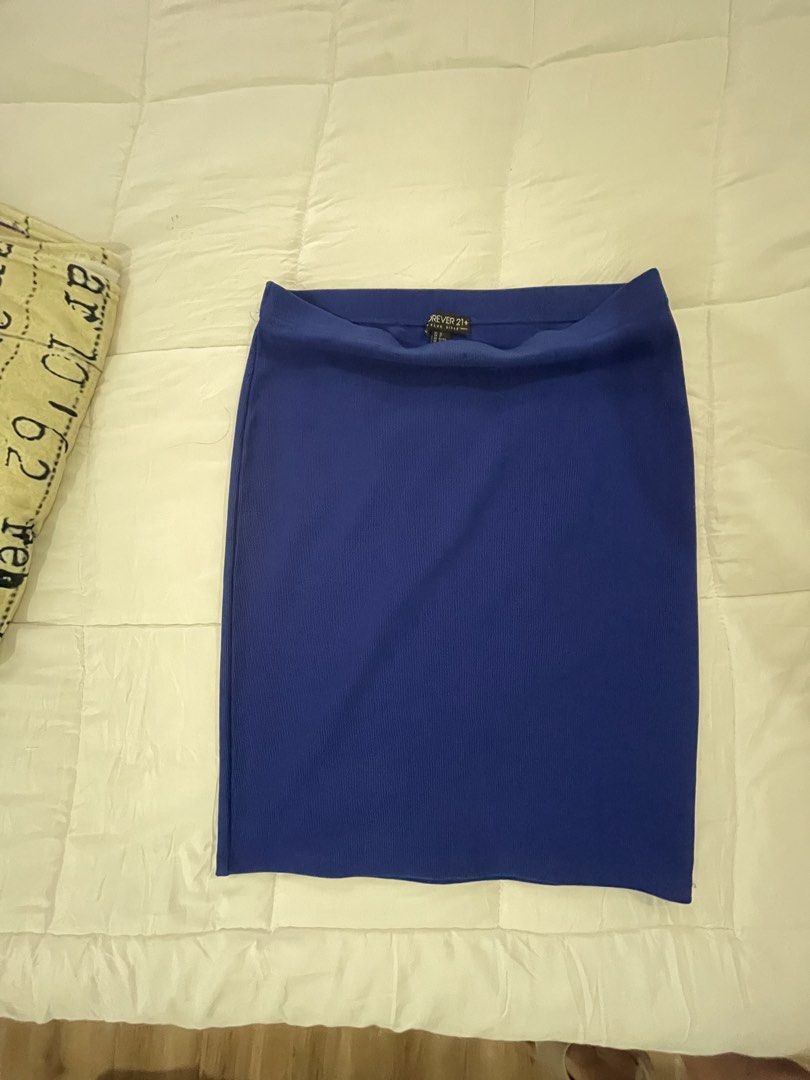 Forever21 plis size skirt (Category: Announcements) located in Las Pinas. Submitted by silvader (Listing ID 1451518927, Image 1). Description: Used once Like brand new .