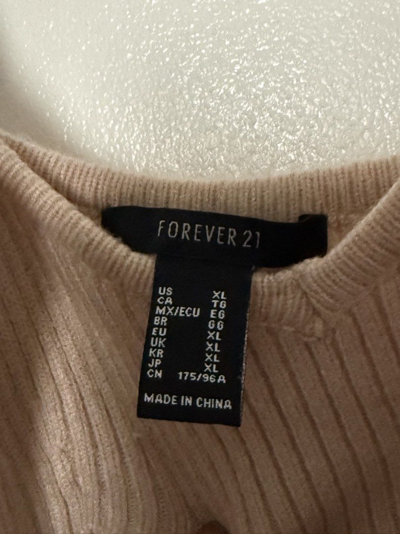 Forever 21 Ribbed Knit Midi Dress (Category: Dresses) located in Quezon City. Submitted by thecurvycorner (Listing ID 1451534272, Image 2). Description: - used once.