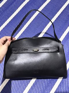 (Kategori: ) berada di . Dikirim oleh preloved.please (ID iklan 1451579392, Gambar 1). Deskripsi: .