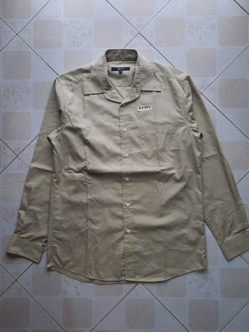 G2000 Khaki long sleeve shirt (Category: Formal Shirts) located in Baguio. Submitted by jinriarchives (Listing ID 1451637965, Image 1). Description: .