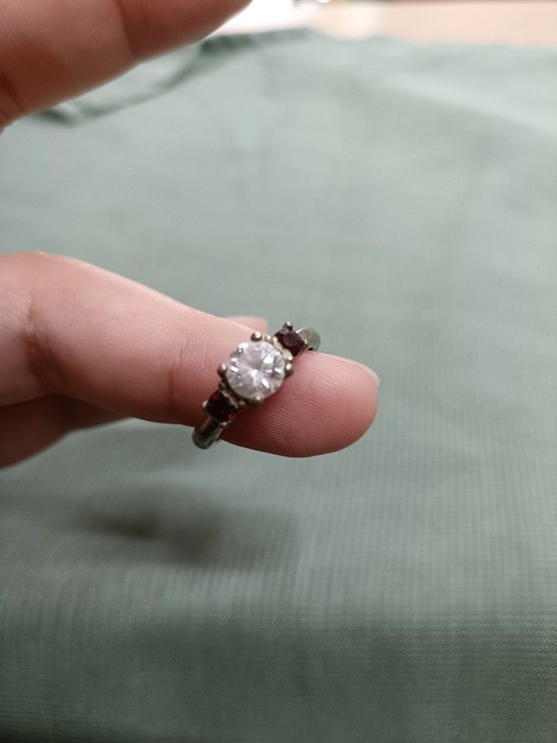 Gemstone ring (Category: Rings) located in Manila. Submitted by sheryhan1993 (Listing ID 1451581512, Image 3). Description: Selling as is, from Japan surplus. Buy at your own risk..