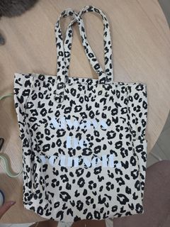 （分類：）位於 。 由 feli_k 提交（商品編號 1451600104，圖片 1）。簡介： 。