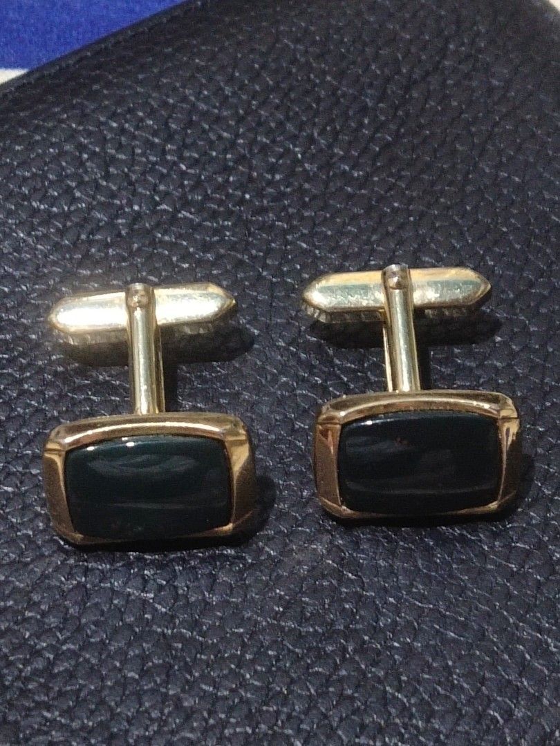 Goldlion Cufflinks (Category: Cuff Links) located in Tuba. Submitted by drickbernard (Listing ID 1451656546, Image 1). Description: Rare goldlion cufflinks very good condition .