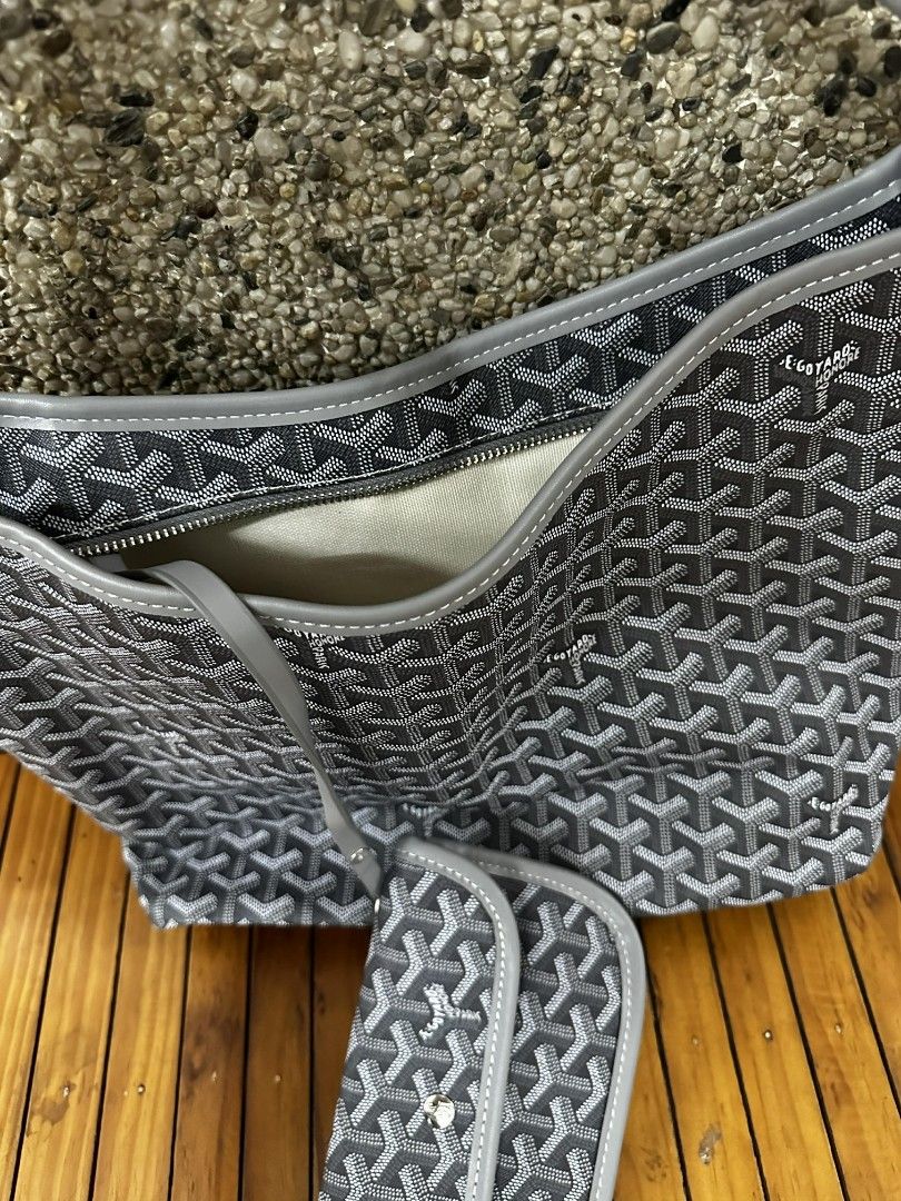 Goyard tote bag (Category: Tote Bags) located in Angeles City. Submitted by aiscanday (Listing ID 1451619275, Image 3). Description: NGA preloved Korea source.