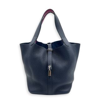 (Category: ) located in . Submitted by carousellluxury (Listing ID 1451556864, Image 1). Description: .
