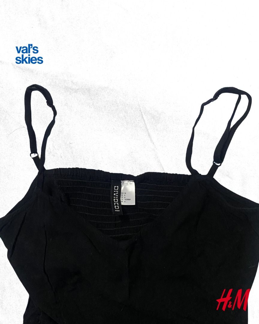 H&M BLACK SHORT DRESS (Category: Dresses) located in Davao. Submitted by valskies (Listing ID 1451294377, Image 1). Description: .