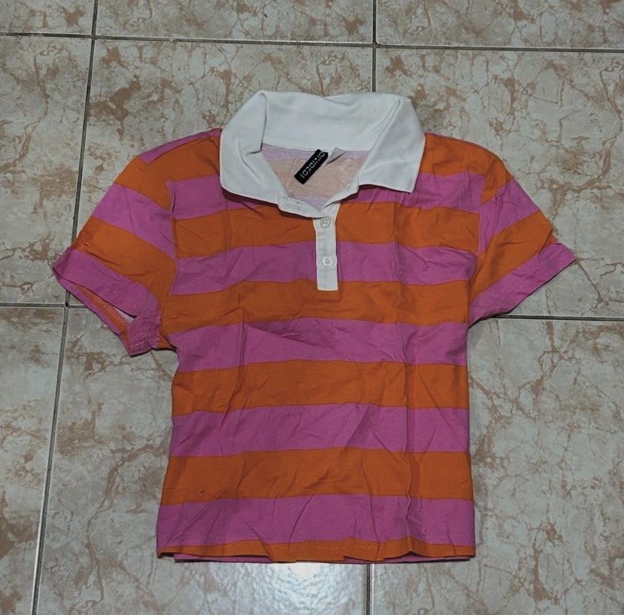 H&M Cropped Pink Polo (Category: Blouses) located in Pinamalayan. Submitted by _dragonfly (Listing ID 1451530234, Image 1). Description: .