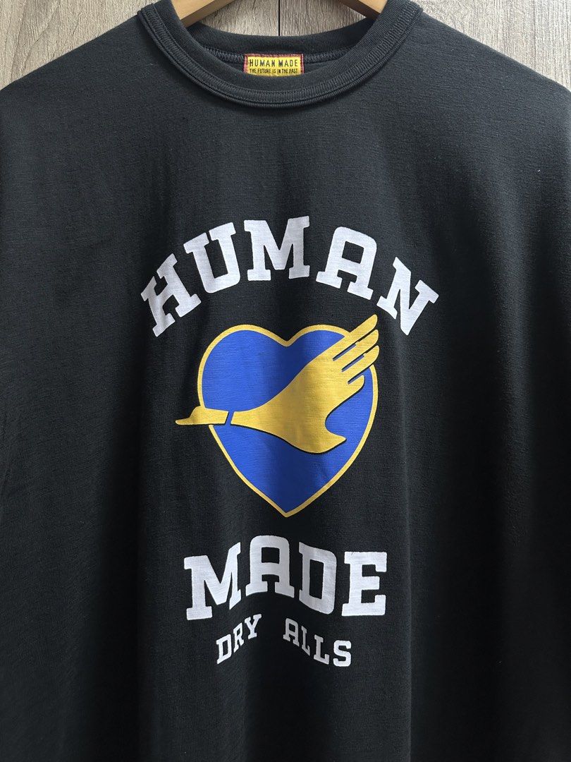 Human Made Graphic Tee (Category: Tshirts & Polo Shirts ) located in Cavite. Submitted by PRIVATE.Selection (Listing ID 1451595591, Image 3). Description: Human Made Graphic Tee Size Large W 23 L 29 Good as new.