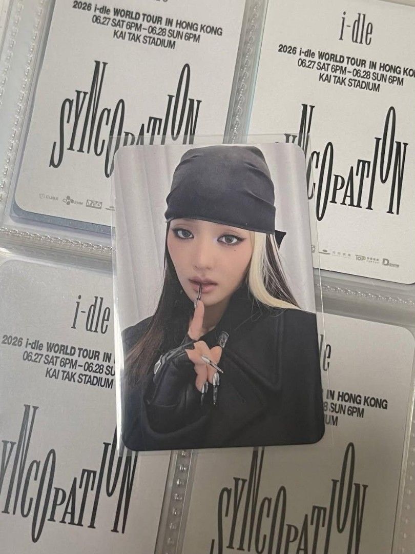 idle 香港演唱會 2026 Syncopation 小卡 （分類：韓流周邊）位於 Hong Kong。 由 lovesoojineverafter 提交（商品編號 1451582790，圖片 1）。簡介： 70出Minnie香港場vip禮￼ 可議價 包郵 可發對光 有來源。