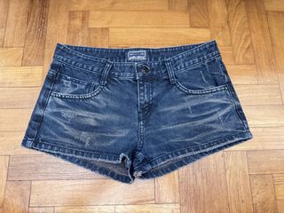 (Category: ) located in . Submitted by kkhloe81 (Listing ID 1451585759, Image 1). Description: .