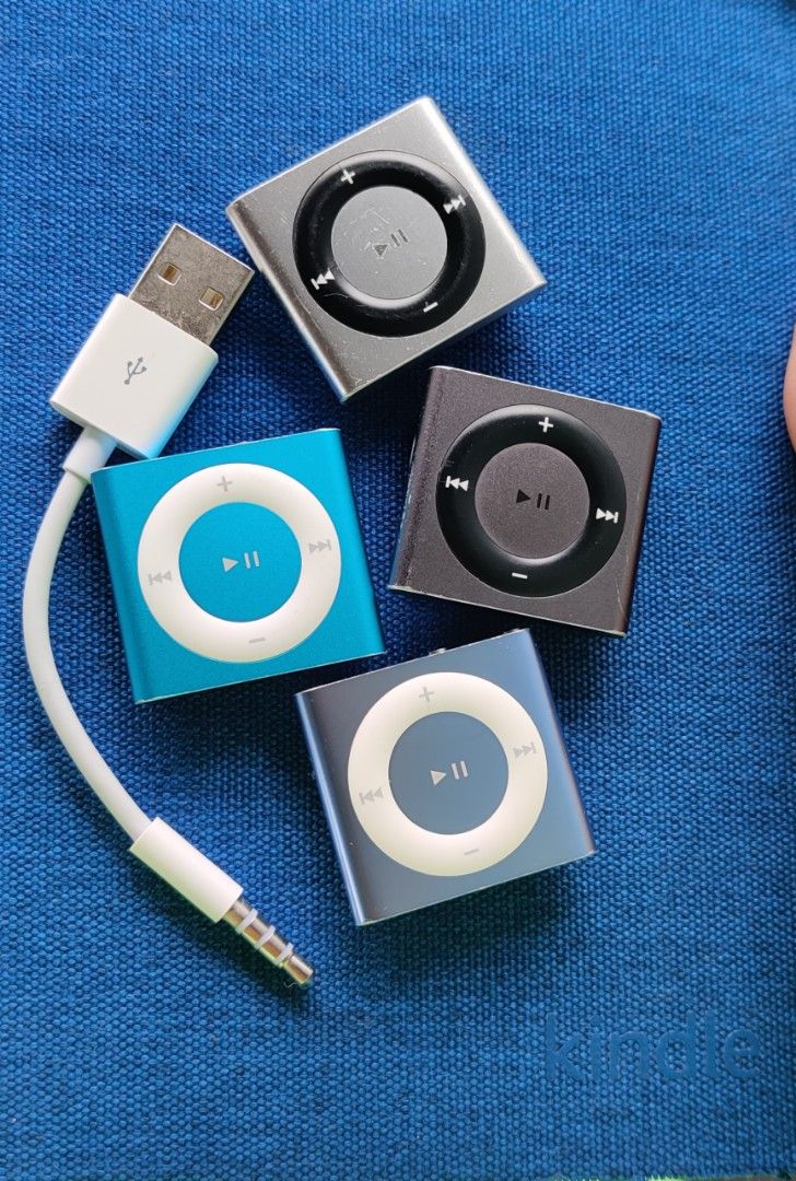 iPod Shuffle 4th Generation | Smooth Unit,Excellent Battery (Category: Portable Music Players) located in Caloocan City. Submitted by cna23 (Listing ID 1451545715, Image 3). Description: For sale authentic Apple iPod Shuffle 4th Gen. ₱1.9k if you want cheaper, I have cheaper option may noticeable dents and scratches lang. ✨ In good working condition,battery can last up to 10 hours (tested at 60 %volume) Comes with data/charging cable Open for mee