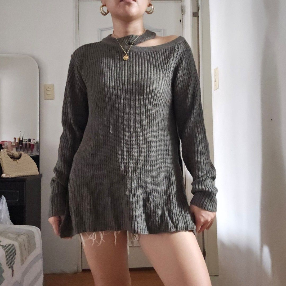 JACK BY BB DAKOTA OLIVE GREEN KNIT SWEATER SMALL (Category: Longsleeves) located in Carmona. Submitted by simplestashph (Listing ID 1451583633, Image 2). Description: 0075 JACK BY BB DAKOTA OLIVE GREEN KNIT SWEATER SMALL C 34 L 23.