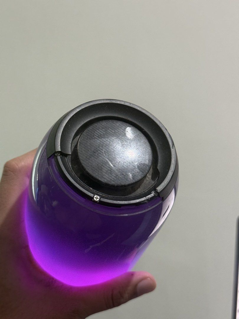 JBL Pulse 3 (Category: Soundbars, Speakers & Amplifiers) located in Makati City. Submitted by shwnty (Listing ID 1451540874, Image 2). Description: JBL PULSE 3 - Features a cool, color-changing light show -Unit Only - Delivers clear and loud sound - Long-lasting battery life - Ideal for parties and everyday chilling Issue: small part of the top is not there because it cracked and fell of but DOES NOT AFFECT SOUND QUALITY .