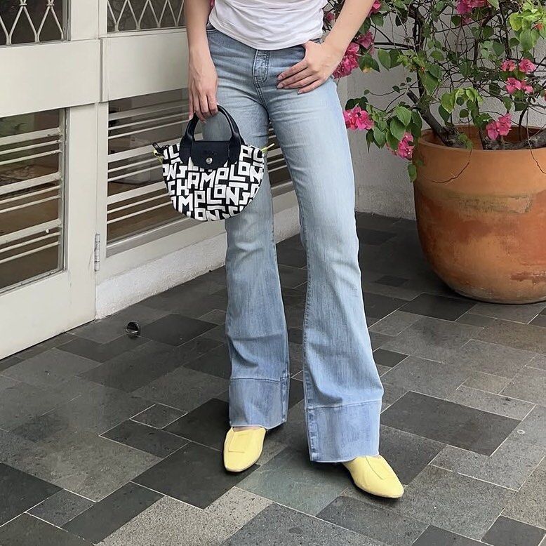Jeans Wanita Ladouce (Kategori: Olshop Wanita) berada di Tangerang. Dikirim oleh dailydilawear (ID iklan 1451698767, Gambar 3). Deskripsi: Beli 200an Dipake 1x Bagus bahan ringan enak bgt dipake lama Sangat nyaman Aku punya 5 celana brand ini No oyen Bisa wa aja manual Atau cod .