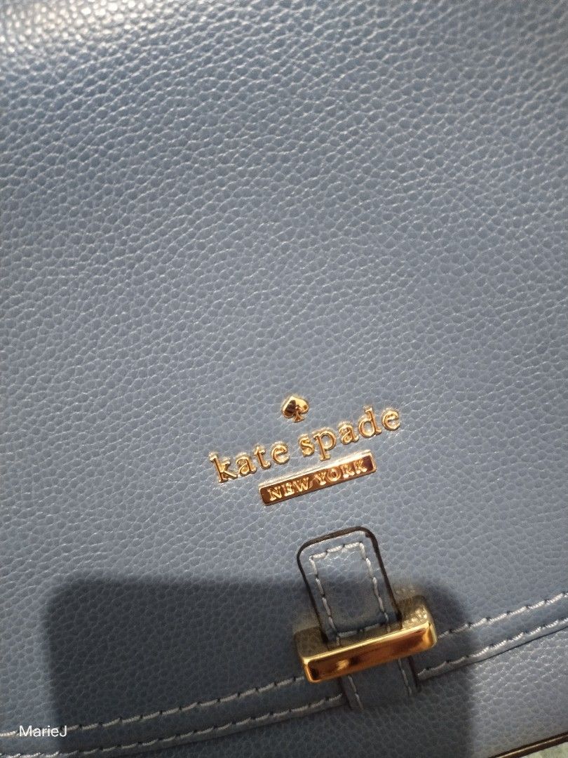 Kate Spade flap crossbody bag (Category: Luxury Bags & Wallets) located in Manila. Submitted by inamarie.j104 (Listing ID 1451593184, Image 2). Description: .