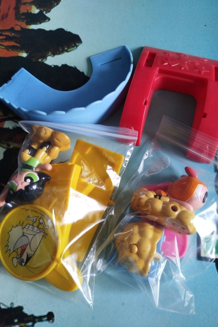 Kfc vintage toys Powerpuff girls 2003 (Category: Toys & Games) located in Kuala Lumpur. Submitted by junkiesxstore (Listing ID 1451588584, Image 2). Description: kfc vintage toys character Powerpuff girls 2003 sell as set rm12.
