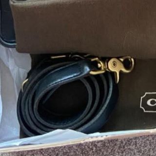 (Category: ) located in . Submitted by hooxxleeee (Listing ID 1451631336, Image 1). Description: .