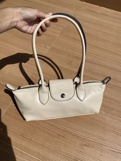 (Kategori: ) berada di . Dikirim oleh hallofashionbatam (ID iklan 1451545241, Gambar 1). Deskripsi: .