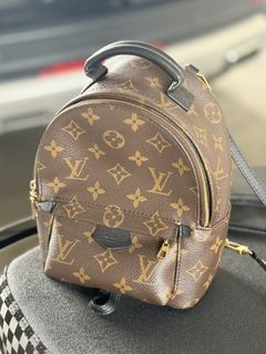 (Category: ) located in . Submitted by luxurycharmsbypaula (Listing ID 1451698552, Image 1). Description: .
