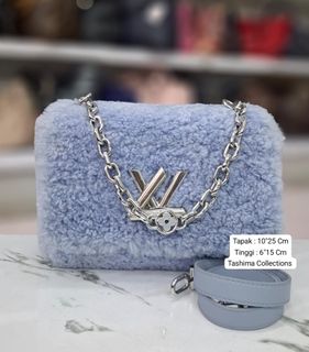 (Category: ) located in . Submitted by handbag_leather_bundle (Listing ID 1451662886, Image 1). Description: .