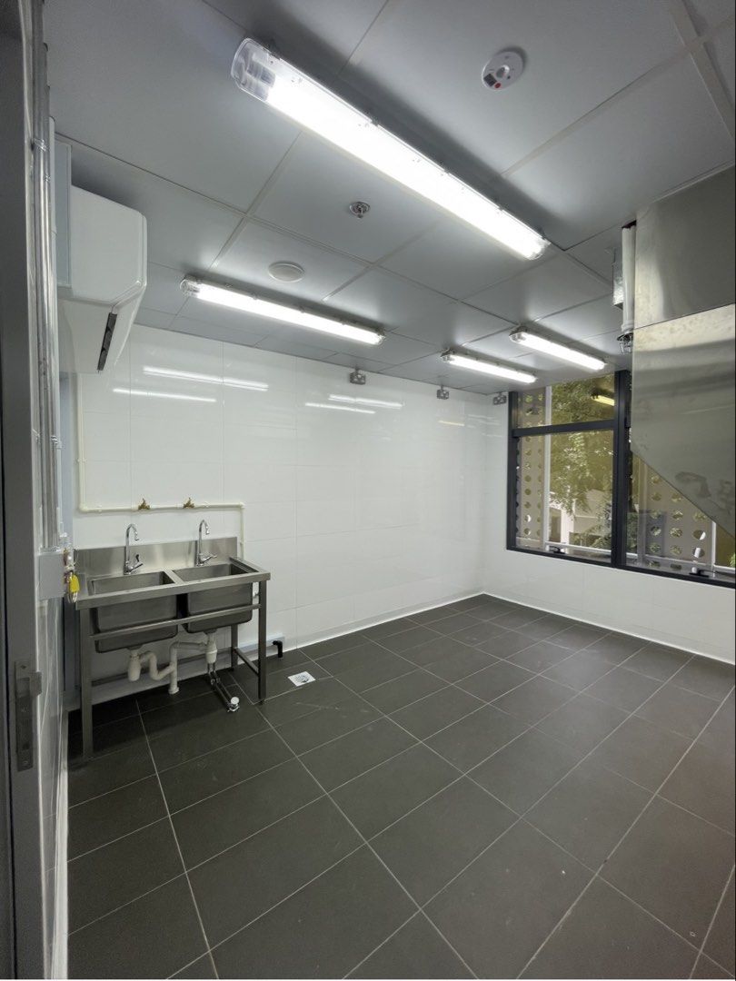 Macpherson Central Kitchen (Category: Commercial) located in Singapore. Submitted by chepgpt (Listing ID 1451597643, Image 2). Description: Macpherson Central Kitchen SFA Food Processing License approved Manufacturing 24h hour approved Includes exhaust, grease trap, sink Electrical capacity: 63Amp 3 phase Monthly maintenance: $575.