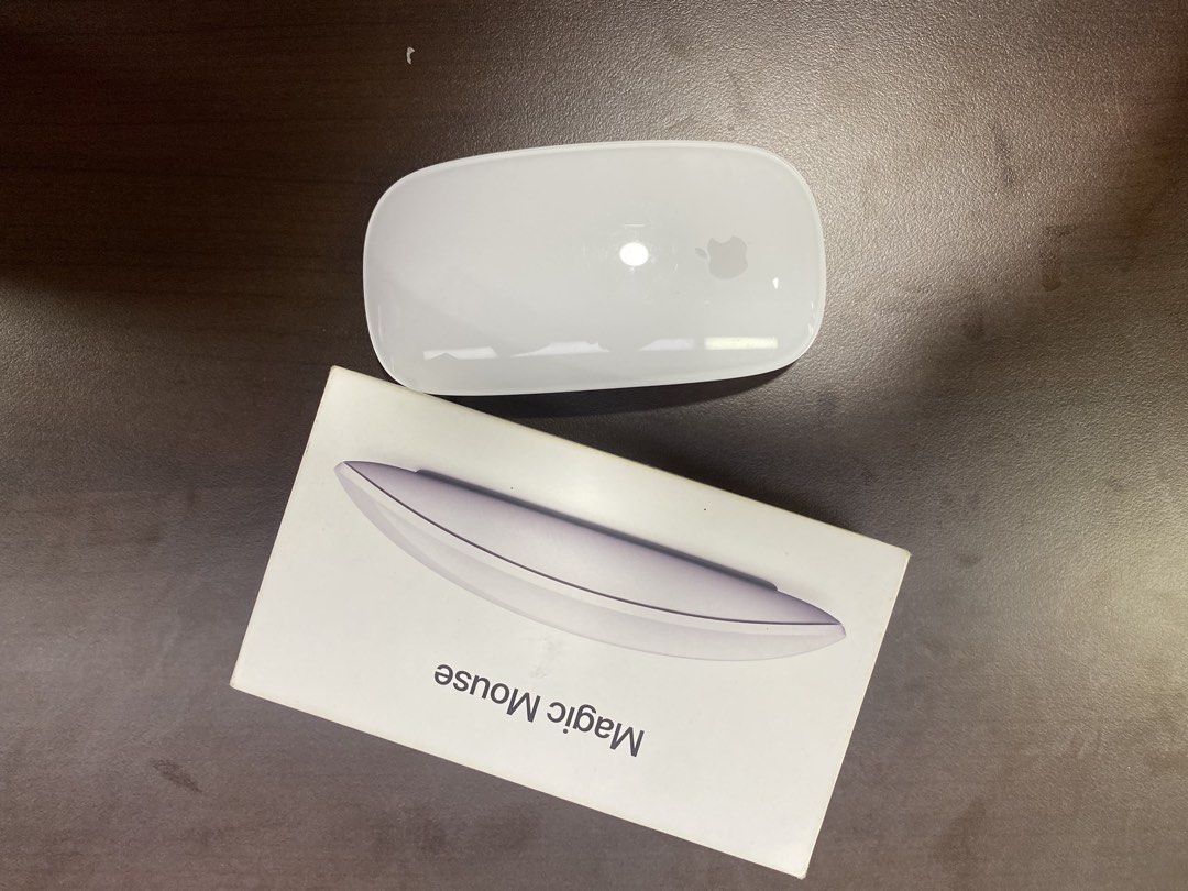 MAGIC MOUSE (Category: Mouse & Mousepads) located in Kuala Lumpur. Submitted by sarahberrynice (Listing ID 1451586872, Image 1). Description: 📱MAGIC MOUSE (USB-C)📱 🔥FULLSET 🔥WITH BOX & CABLE ( 00022 ) -RESERVE BOOKING: RM100 💵 Price: RM299 TRADE IN ACCEPT✅ SWAP ACCEPT✅ JUAL DEVICE ACCEPT✅ POSTAGE AVAILABLE LALAMOVE AVAILABLE COD SENTUL/GOMBAK/SETAPAK/AMPANG/SETIAWANGSA/UKAYPERDANA 📩 Berminat? DM segera! Unit TERHAD – siapa cepat, dia dapat!