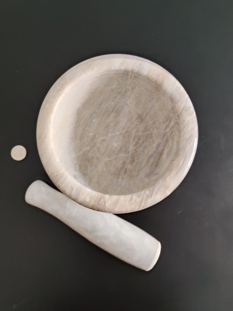 Marble Mortar and Pestle Set - 7 inches (Category: Other Kitchenware & Tableware) located in Pasig City. Submitted by chuck09 (Listing ID 1451562816, Image 2). Description: - Solid marble mortar and pestle -Approximately 7inches in diameter -Used only once - Ideal for grinding spices, herbs, and making pastes - Wide mortar opening for easy access - Comfortable pestle for easy handling - A must-have kitchen tool -Pick up from San Antonio Village, 