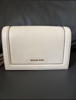 （分類：）位於 。 由 ykk225 提交（商品編號 1451568147，圖片 1）。簡介： 。