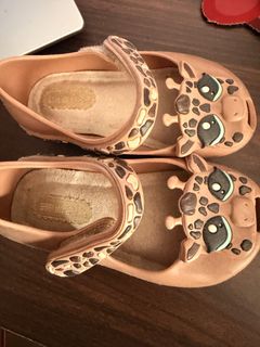 (Category: ) located in . Submitted by fortunodeclutter (Listing ID 1451550166, Image 1). Description: .