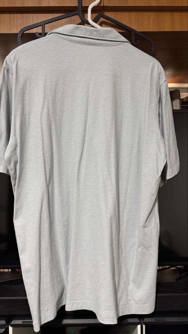 Muji Polo shirt (Category: Tshirts & Polo Shirts ) located in Manila. Submitted by cecececce (Listing ID 1451644387, Image 3). Description: Brand: Muji Size: Large No issue with shirt RFS: Too big for me Location: Metro Manila Delivery only(Grab/Lalamove) Delivery: Buyer shoulders delivery fee, Payment upon rider pickup.