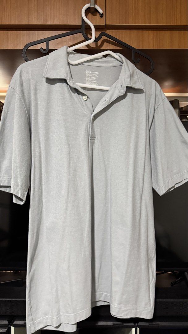 Muji Polo shirt (Category: Tshirts & Polo Shirts ) located in Manila. Submitted by cecececce (Listing ID 1451644387, Image 1). Description: Brand: Muji Size: Large No issue with shirt RFS: Too big for me Location: Metro Manila Delivery only(Grab/Lalamove) Delivery: Buyer shoulders delivery fee, Payment upon rider pickup.
