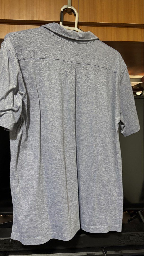 Muji Polo Shirt (Category: Tshirts & Polo Shirts ) located in Manila. Submitted by cecececce (Listing ID 1451644605, Image 3). Description: Brand: Muji Size: Large RFS: too big for me Location: Metro Manila Delivery only(Grab/Lalamove) Delivery: Buyer shoulders delivery fee, Payment upon rider pickup.
