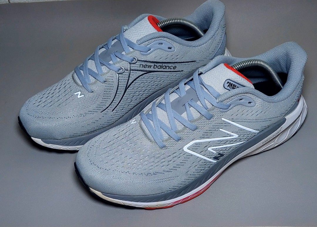 New balance (Kategori: Sneakers) berada di Depok. Dikirim oleh bas7ian.trifht (ID iklan 1451526159, Gambar 2). Deskripsi: New balance size 45 insole 29,0 made in Vietnam.