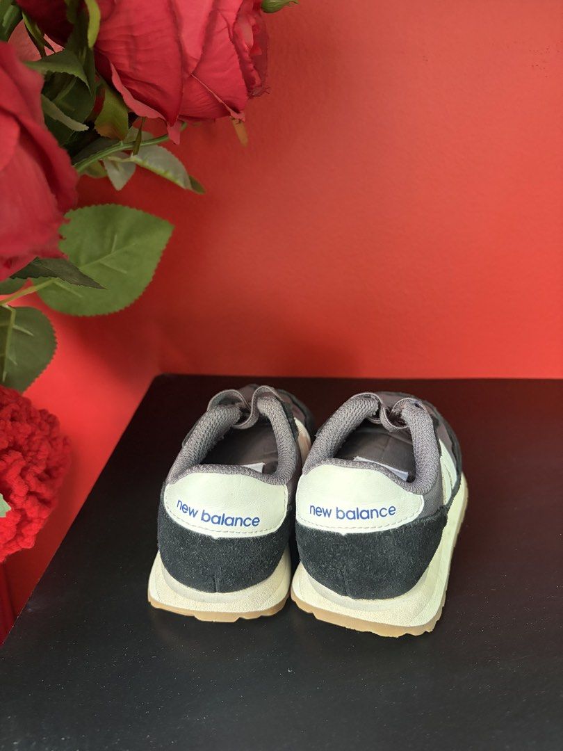 New balance kids sneakers (Category: Babies & Kids Fashion) located in Manila. Submitted by coolandchic (Listing ID 1451633716, Image 2). Description: Size 8 15.5.