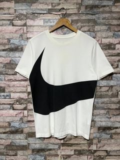 (Category: ) located in . Submitted by wewearworn (Listing ID 1451638867, Image 1). Description: .