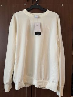 (Category: ) located in . Submitted by wardrobepal (Listing ID 1451626719, Image 1). Description: .