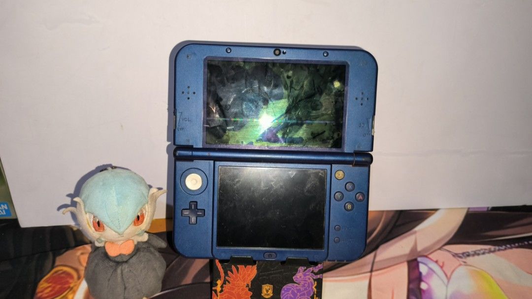 Nintendo New 3DS XL Blue (Defective) (Category: Nintendo) located in Marikina City. Submitted by AiralinGDVR (Listing ID 1451604596, Image 3). Description: Kindly read the details! For Sale! Nintendo New 3DS XL Blue 💰 ₱2,500 pesos 🚚 Shipping via LBC 📌 Last price posted ⛔ Selling as Defective, Buy at your own risk! Condition: • Body scratches • Missing c stick • Loose hinge • Missing battery & stylus • untested (no battery to test) • 1 week res