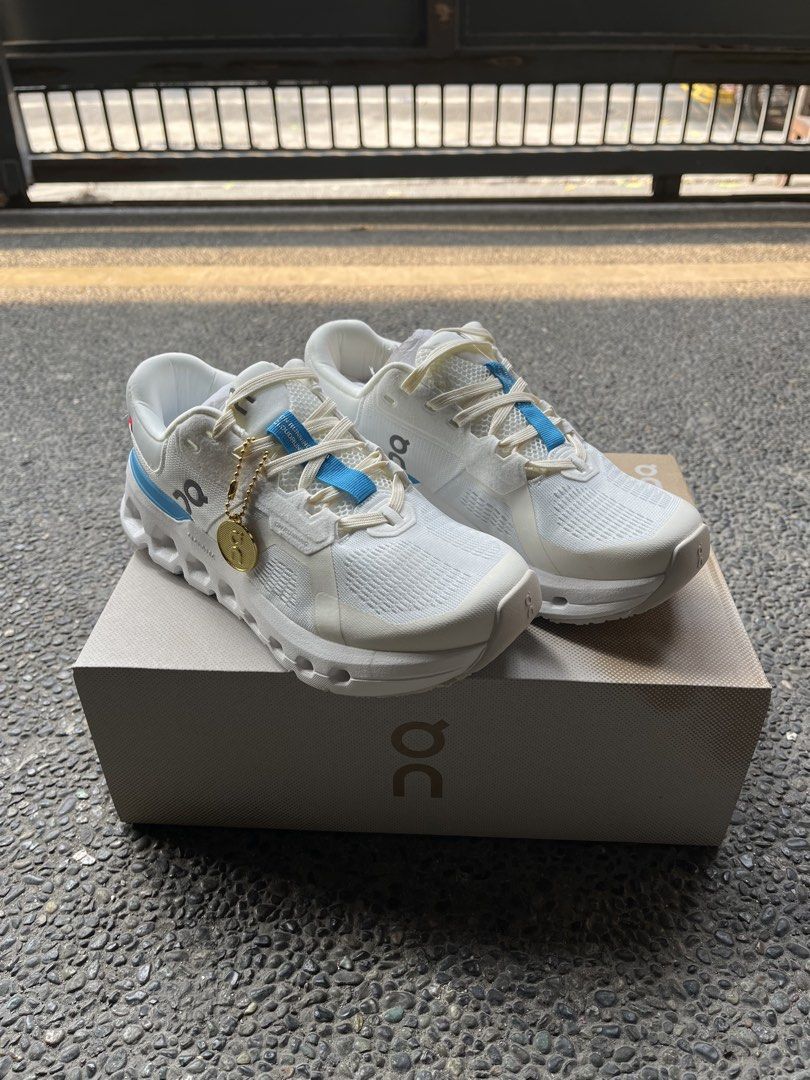 ON Cloudrunner 2 Shoes White Blue (Category: Sneakers) located in Manila. Submitted by mae_meyn (Listing ID 1451578851, Image 3). Description: - ON Cloudrunner 2 running shoes in White/Blue - Comes with box and packaging - Ideal for running or everyday use - Lightweight and comfortable design BRAND NEW WHAT YOU SEE IS WHAT YOU GET🫵 ✅ High Quality Top Grade Pair EU Size: 36, 37, 38, 39, 40 EU Size: 41, 42, 43, 44, 45 Mode of Payment: Cash 💵 / GC