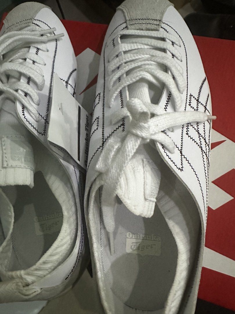 Onitsuka Sclaw size 6.5UK/7.5US (Category: Sneakers) located in Quezon City. Submitted by pagesandparcelsfrmm (Listing ID 1451598375, Image 2). Description: For Sale: Onitsuka Tiger SCLAW (White) Selling my authentic Onitsuka Tiger SCLAW in White for PHP 5800 * Women’s US 7 / UK * Brand new, never worn * Original tags still attached * Purchased in Japan * No box Feel free to message me if you’d like more photos or have any questions. Thank you! :