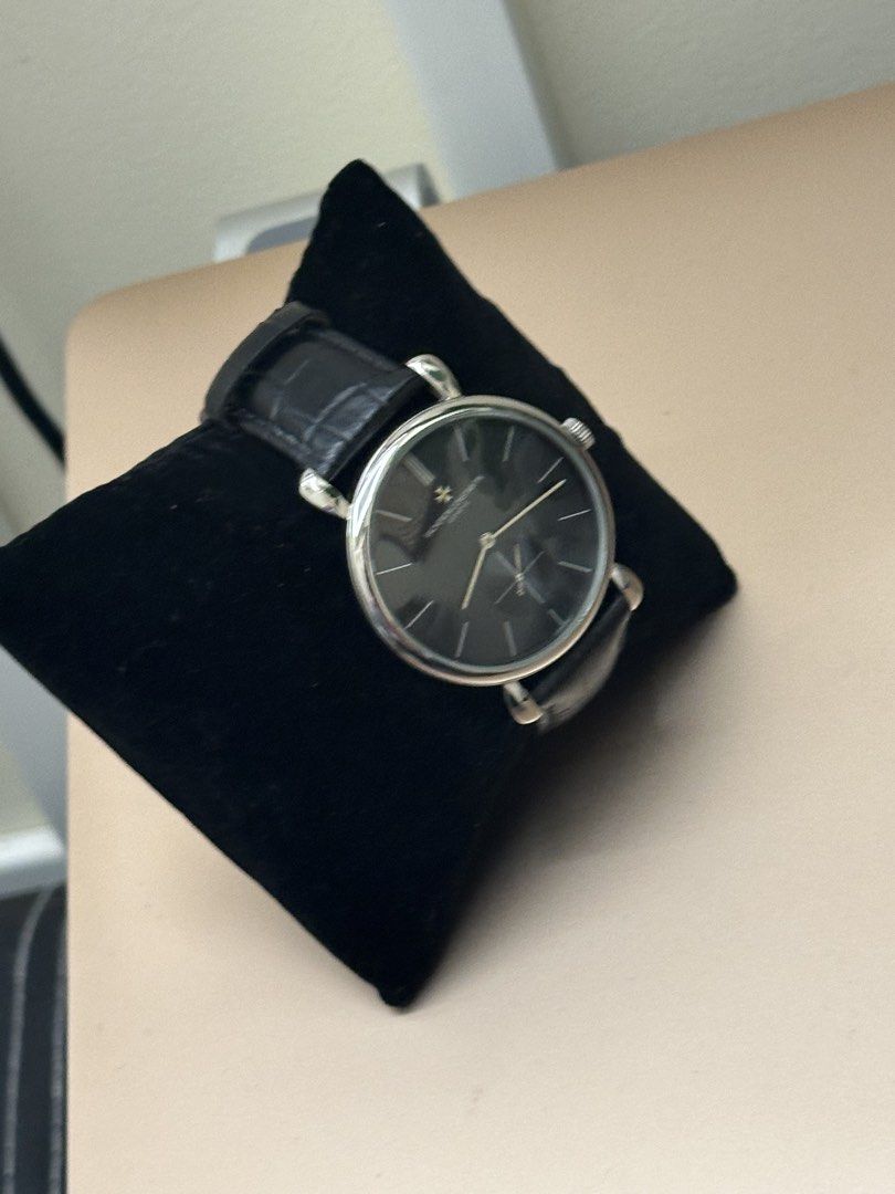 original vacheron constantine 42mm (Category: Luxury Watches) located in Quezon City. Submitted by jhen141414 (Listing ID 1451688675, Image 1). Description: money back guaranteed if proven fake but i believe bracelet change na to. you can pick up and check the item all you want at our shop in Timog branch near abs cbn lang makinis naman in and out and sobrang nice pa ng mechanic. .