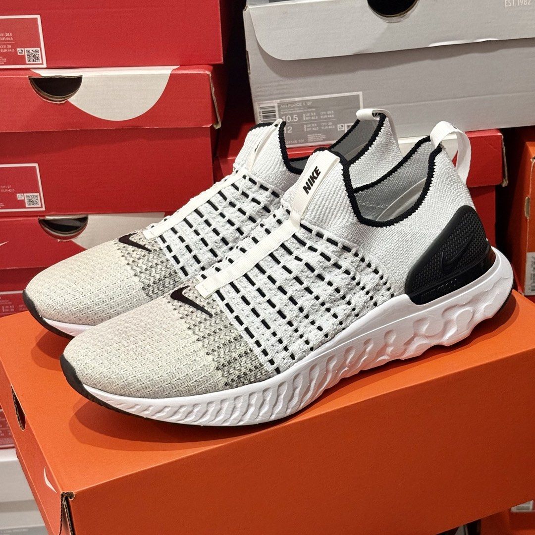 PHANTOM REACT FLYKNIT 2 'OREO' (Category: Sneakers) located in Makati City. Submitted by ilovestopnshop20 (Listing ID 1451570503, Image 3). Description: I N S T O C K 🚨 PHANTOM REACT FLYKNIT 2 'OREO' Size Available: 9.5/10 US Men ✅NOW: ₱4,895 ❌SRP: ₱6,195 ON HAND & READY TO SHIP! 📍LOCATION: BRGY VALENZUELA MAKATI CITY MOP • GCASH, BDO, BPI MOD • Lalamove, J&T Express, GOGO XPRESS, LBC COD or COP ALL ITEMS ARE BRANDNEW AND LEGIT💯✔️ *Prices are 