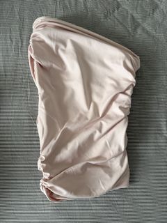 (Category: ) located in . Submitted by cheapclothes111 (Listing ID 1451590337, Image 1). Description: .