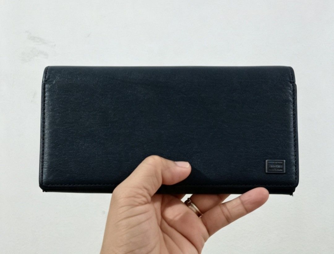Porter (Category: Luxury Bags & Wallets) located in Tarlac. Submitted by faithfulfinds (Listing ID 1451481623, Image 1). Description: Get this for free when you purchase/buy a wallet on my shop. Happy shopping;.