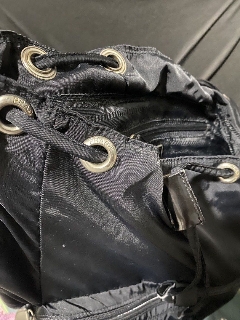 Prada Backpack (Category: Backpacks) located in Cavite. Submitted by jaffahediah_12 (Listing ID 1451648891, Image 3). Description: Issue: need Keychain for the zipper (still working wala lang puller).