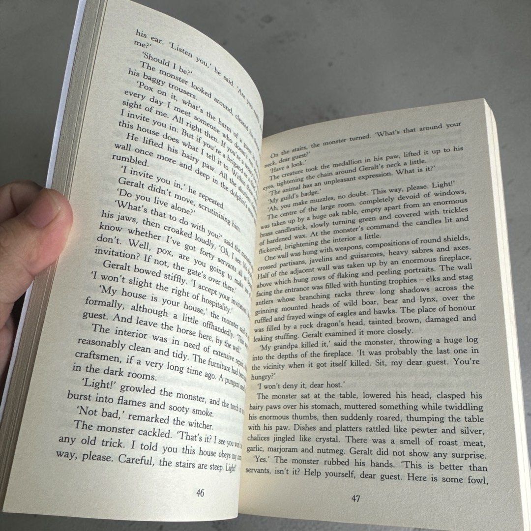 Preloved Paper backThe Witcher The Last Wish (Category: Storybooks) located in Quezon City. Submitted by ghessie (Listing ID 1451565880, Image 2). Description: in good condtion please message and can take actual photo of the book. .