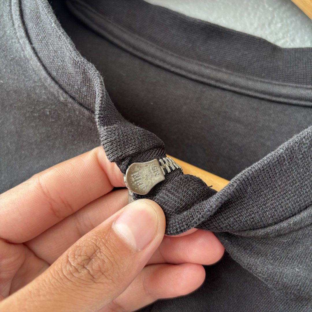 Quarter zip polo (Category: Tshirts & Polo Shirts ) located in San Fernando. Submitted by diff.thr1ft (Listing ID 1451532780, Image 3). Description: - Brand: See Also - Type: Quarter Zip Polo Shirt - Color: Black - Size: M on tag fit large - Features: Modern quarter zip neckline - Style: Casual, versatile.